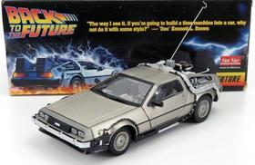 Miniatura Carro Delorean DMC12 De Volta Para Futuro Part 1 Sun Star - Escala 1/18