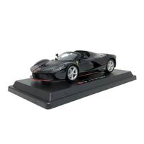 Miniatura Carro Ferrari Laferrari Aperta 1/24 Race e Play Preto Bburago 26022