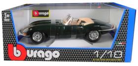 Miniatura Carro Jaguar E-type Cabriolet (1961) - Verde - 1:18 - Burago