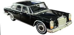 Miniatura Carro Mercedes-Benz 600 (1963) - Preto - 1:26 - Welly Miniatura Carro Mercedes-Benz 600 (1963) - Preto - 1:26 - Welly