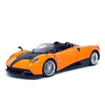 Miniatura Carro Pagani Huayra Roadster Com Luz E Som 1/24 Calif. Collectibles Cal68264B