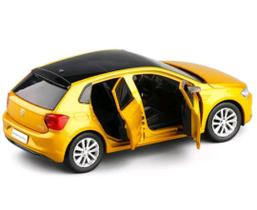 Miniatura carro vw new polo 1:32 abre 4 portas luz