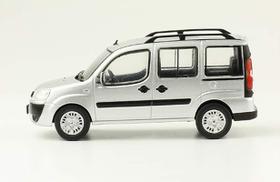 Miniatura Carros Inesquecíveis Do Brasil Edição 141 - Fiat Doblô (2010)