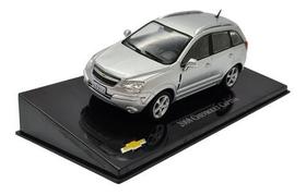 Miniatura Chevrolet Captiva 2008 Prata Metal Scala 1:43