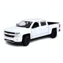Miniatura Chevy Silverado 2017 Branco Perolizado Welly 1/29 Miniatura Chevy Silverado 2017 Branco Perolizado Welly 1/29