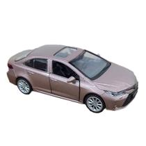 Miniatura Corolla Hybrid Toyota Real 1:43 Metal e Fricção Marron