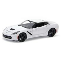 Miniatura Corvette Stingray Coupe 2014 1/24 Branco Maisto 31505 Miniatura Corvette Stingray Coupe 2014 1/24 Branco Maisto 31505