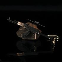 Miniatura De Arma Modelo Chaveiro 9cm AKS-47 Pingente De Metal Joia Porta-Chaves Arma Presente Para