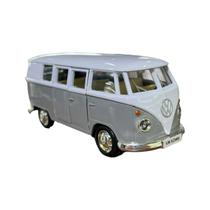 Miniatura de Ferro Volkswagen Kombi T1 Transporter 1962 RMZ Miniatura de Ferro Volkswagen Kombi T1 Transporter 1962 RMZ