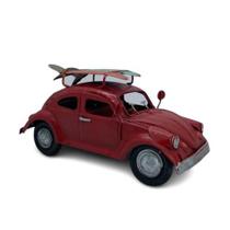 Miniatura de Fusca Vermelho com Pranchas