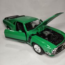 Miniatura de metal Ford Mustang Boss 302 1970 1:24 maisto