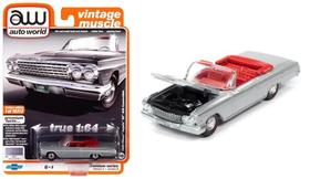 Miniatura de Metal - Premium Series - True 1/64 - Auto World