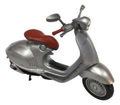 Miniatura De Metal Vespa Escala 1/18 Welly
