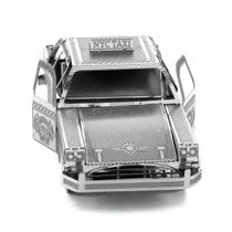 Miniatura De Montar Metal Earth Táxi De Nova York Checker Miniatura De Montar Metal Earth Táxi De Nova York Checker