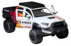 Miniatura de Toyota Tacoma trd pro 2023 escala 1/27 maisto