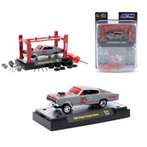 Miniatura Dodge Charger 1966 Gasser - B&M - Kit de Montar - Model Kit 75 - M2 Machines - 1:64 Miniatura Dodge Charger 1966 Gasser - B&M - Kit de Montar - Model Kit 75 - M2 Machines - 1:64