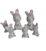 Miniatura família de Coelhos em pé Decoração de porcelana Miniatura família de Coelhos em pé Decoração de porcelana