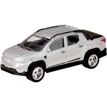 Miniatura Fiat Strada Cks 1:64 Pneus De Borracha