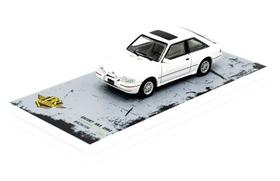 Miniatura Ford Escort XR3 1992 Series 7 Branco 1:64