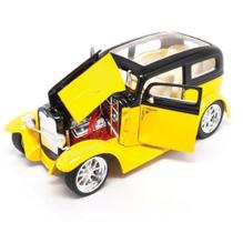 Miniatura Ford Model A 1931 1/18 Lucky Models Amarelo