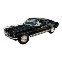 Miniatura Ford Mustang 1967 GTA Fastback Preto Maisto 1:18