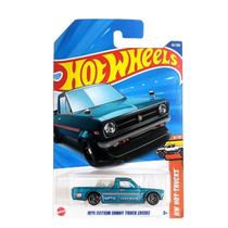 Miniatura hot wheels hw hot trucks 6/10 1975 datsun sunny truck b120 93/250 hyx36n7c5