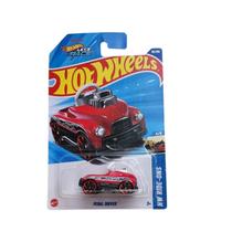 Miniatura hot wheels lets race hw rideons 4/5 pedal driver thunt 95/250 jbc23n7c5