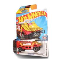 Miniatura HW Fisrt Response Runway Res-Q HTC88 Let's Race 3/10 Vermelho