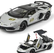Miniatura Lamborghinni Aventador Svj 63 1:64 Mini Gt
