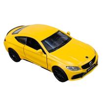 Miniatura Mercedes AMG C63 S 2019 RMZ 1/32 Metal e Fricção Amarelo Fosco