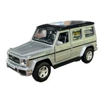 Miniatura Mercedes Benz G63 AMG Prata RMZ 1:38 Miniatura Mercedes Benz G63 AMG Prata RMZ 1:38