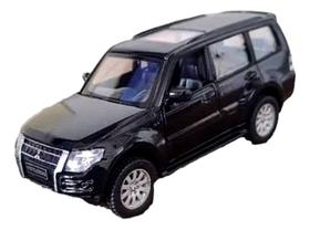 Miniatura Metal Mitsubishi Pajero Full 4wd Escala 1/43 Miniatura Metal Mitsubishi Pajero Full 4wd Escala 1/43
