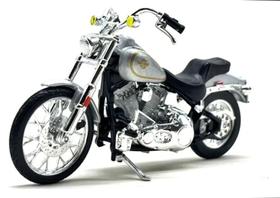 Miniatura moto HD MAISTO na escala 1/18