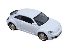 Miniatura New Beetle Fusca 2012 RMZ 1/32 Metal e Fricção Branco