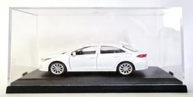 miniatura Novo Corolla Hybrid com expositor em acrílico