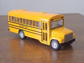 Miniatura Ônibus School Kinsfun 1/34 Metal e Fricção Amarelo