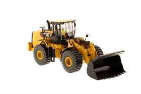 Miniatura pá carregadeira cat 972m 1/50 detalhada