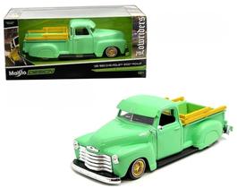Miniatura Picape Chevrolet 3100 (1950) - Verde - 1:24 - Maisto Design Miniatura Picape Chevrolet 3100 (1950) - Verde - 1:24 - Maisto Design