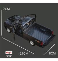 Miniatura Picape Chevrolet 454 SS SILVERADO (1993) - Preto - 1:24 - Maisto Miniatura Picape Chevrolet 454 SS SILVERADO (1993) - Preto - 1:24 - Maisto