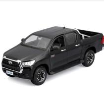 Miniatura Picape Toyota Hilux (2021) - Branca - 1:27 - Maisto Miniatura Picape Toyota Hilux (2021) - Branca - 1:27 - Maisto