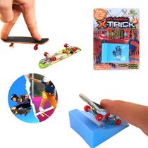 Miniatura Skate De Dedo Com Lixa E Rampa Fingerboard X-tric