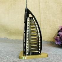 Miniatura TOP Metal Burj Al Arab Dubai Hotel 7 Estrelas 15cm