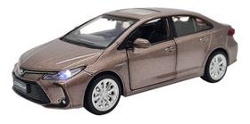 Miniatura Toyota Corolla Acende Faróis C/ Som Metal 1:33