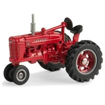 Miniatura trator ertl case ih farmall m 44079 escala 1/64