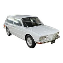 Miniatura Volkswagen Brasilia 1976 Branco Metal 1:24 Miniatura Volkswagen Brasilia 1976 Branco Metal 1:24