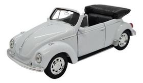 Miniatura Volkswagen Fusca 1967 Conversível Branco 1:32 Miniatura Volkswagen Fusca 1967 Conversível Branco 1:32