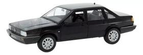 Miniatura Volkswagen Santana Preto Welly 1/24 Miniatura Volkswagen Santana Preto Welly 1/24