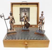 Miniaturas decorativas com 3 Cavaleiros Templários em metal - Captain Ship