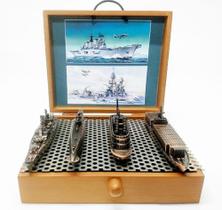 Miniaturas decorativas de Embarcações de época em metal com Cruzador - Captain Ship