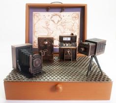 Miniaturas decorativas de Objetos Antigos do cotidiano em metal com Máquina fotografica - Captain Ship